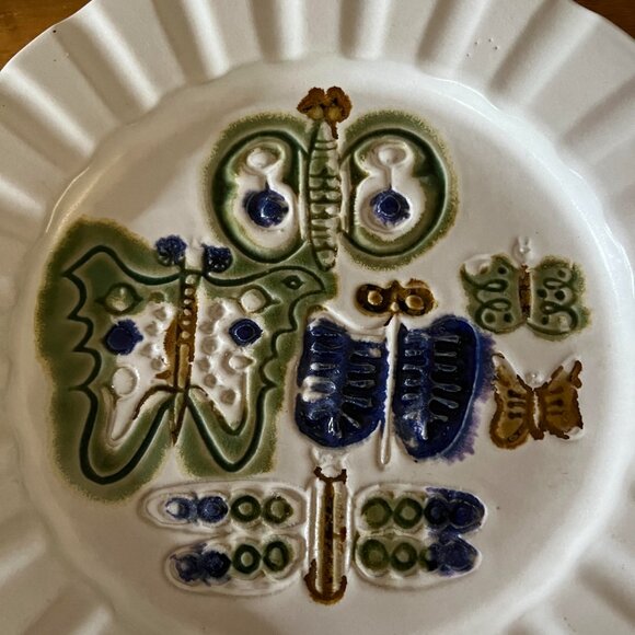 Vintage Bennington Potters Studio Vermont Decorative Butterfly Plate with Stand - Picture 4 of 6
